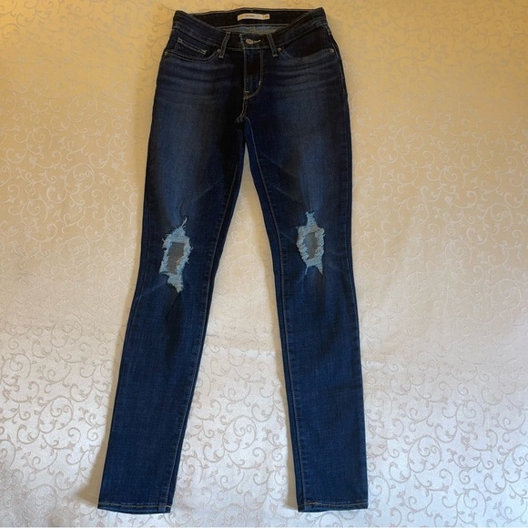 Levi 711 Skinny Distressed Knee Jeans - Picture 6 of 16